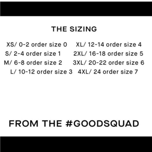 Good American Black Crewneck 3 - Picture 6 of 6